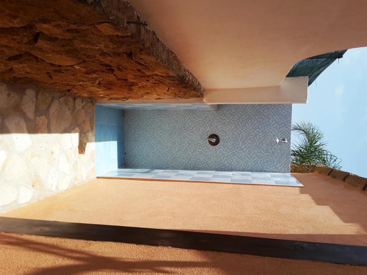 Il Rustico Di Pino Villa กุสโตนาชี ภายนอก รูปภาพ