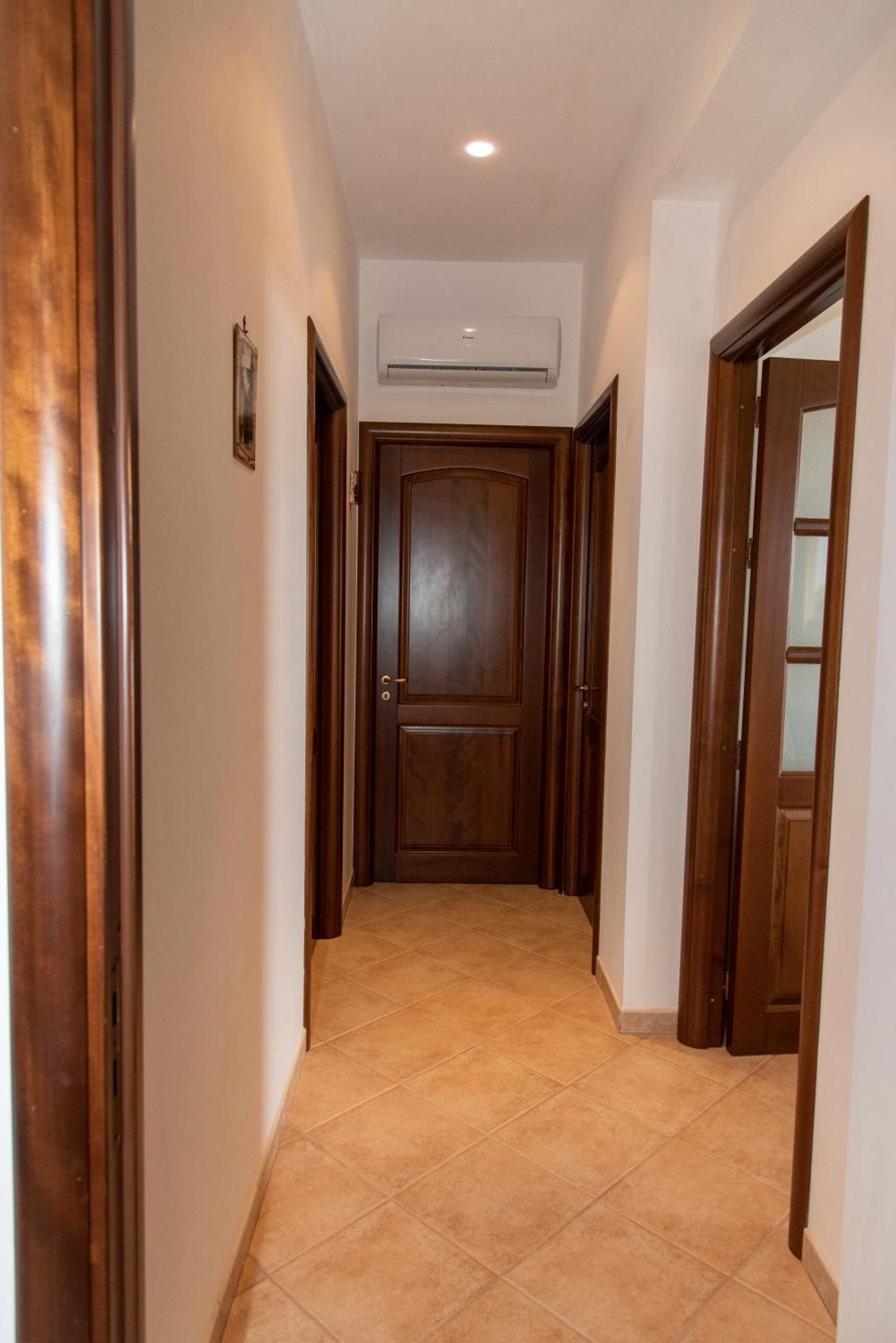 Il Rustico Di Pino Villa กุสโตนาชี ภายนอก รูปภาพ