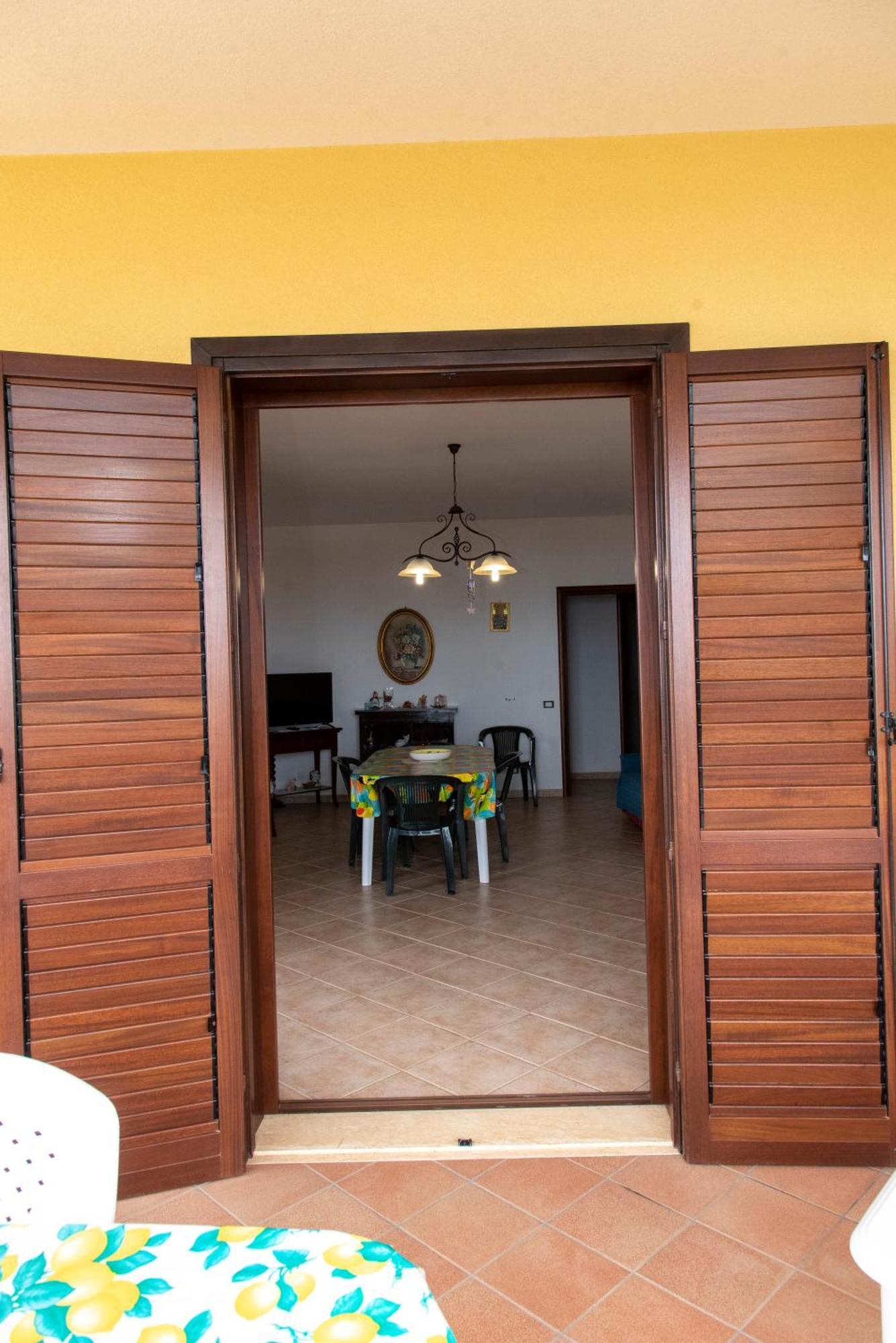Il Rustico Di Pino Villa กุสโตนาชี ภายนอก รูปภาพ